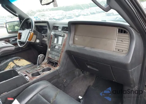 2011 Lincoln Navigator L from USA, damaged, VIN 5LMJJ3J53BEJ03909